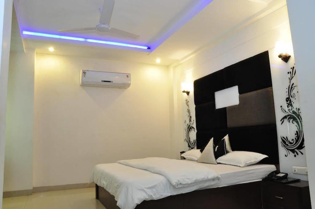 Hotel The Kamta Agra  Dış mekan fotoğraf